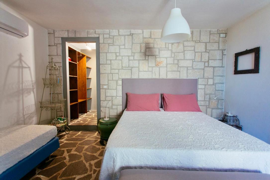 Stone House Modica Hotel ภายนอก รูปภาพ
