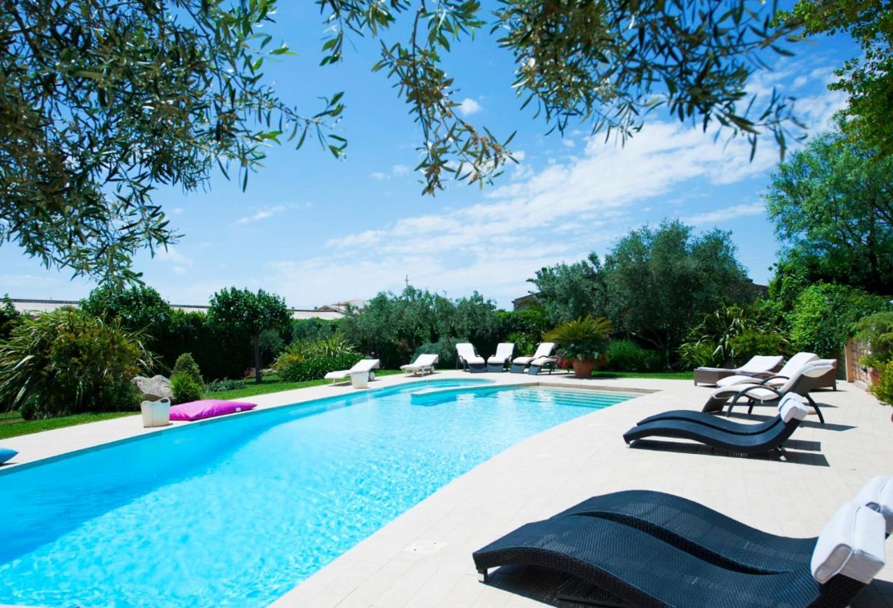 Stone House Modica Hotel ภายนอก รูปภาพ