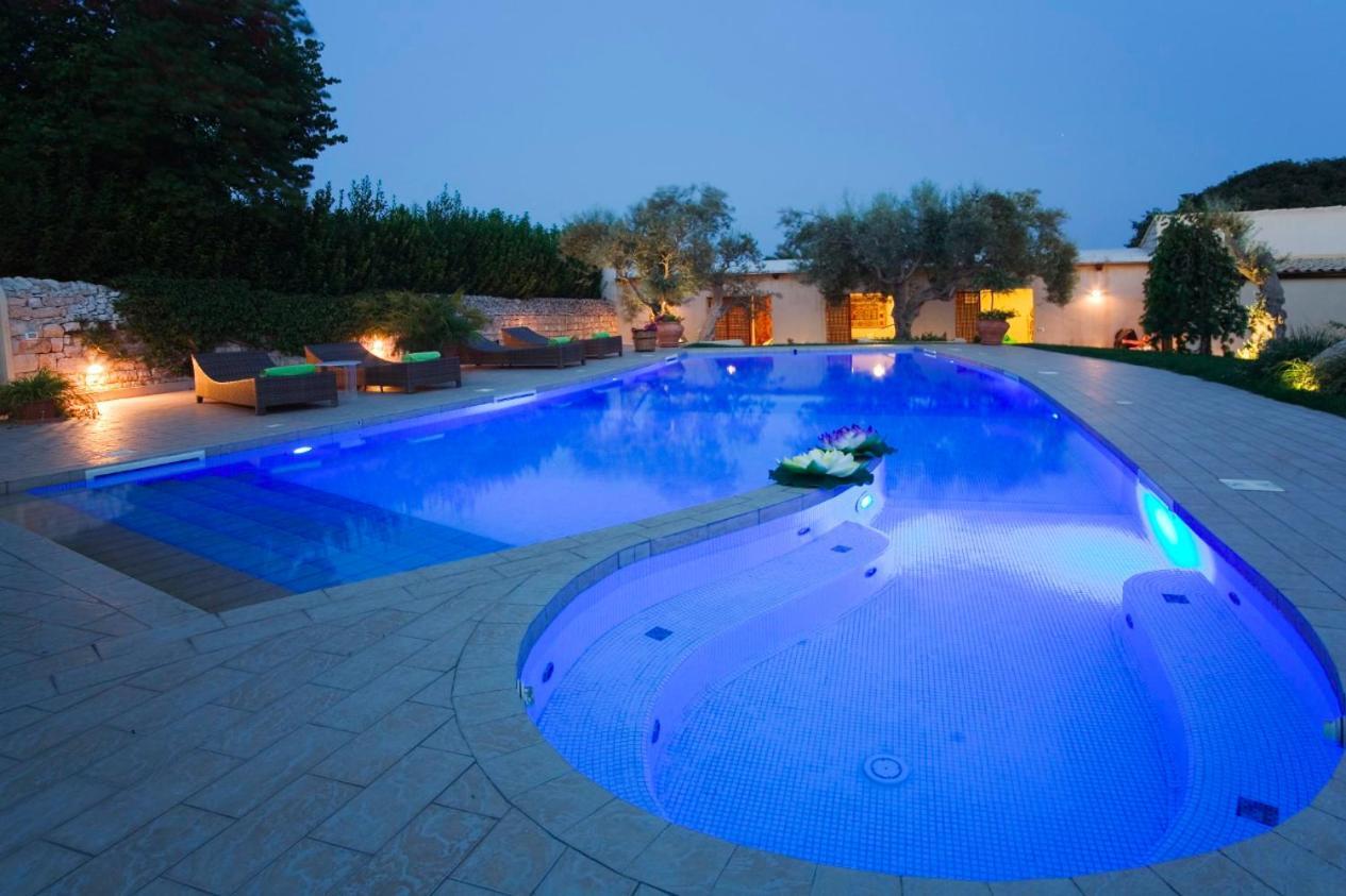 Stone House Modica Hotel ภายนอก รูปภาพ